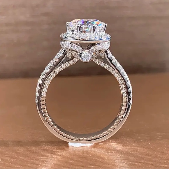 💍 Dazzling Zirconia Statement Ring,Cocktail Jewelry Luxurious, Sparkling, - Picture 6 of 9